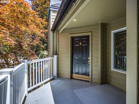 5057 FOOTHILLS DR G Lake Oswego OR 97034