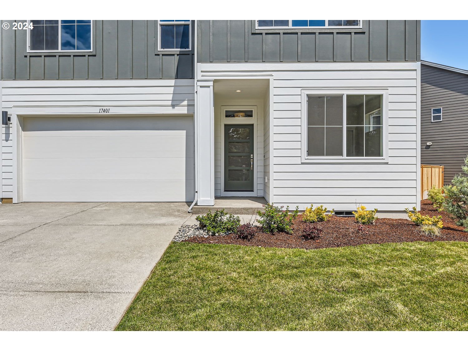 17401 SW Wapato Island DR 13
