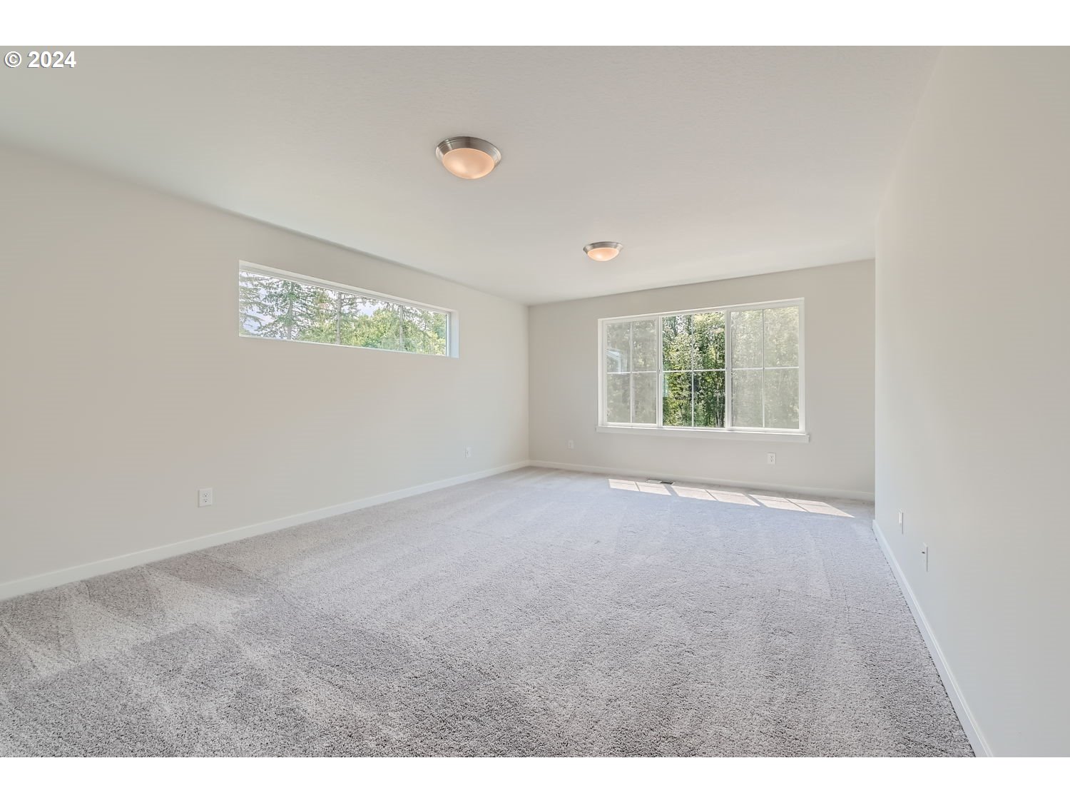 Sherwood, Oregon 97140, United States, 5 Bedrooms Bedrooms, ,3 BathroomsBathrooms,Residential,Active,17646