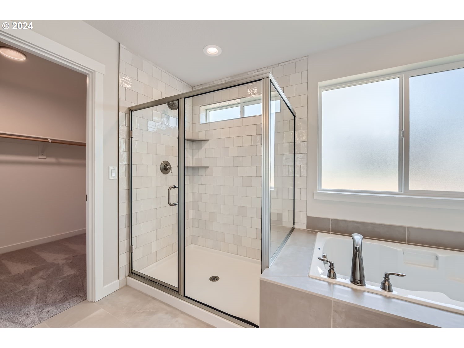 Sherwood, Oregon 97140, United States, 5 Bedrooms Bedrooms, ,3 BathroomsBathrooms,Residential,Active,17646