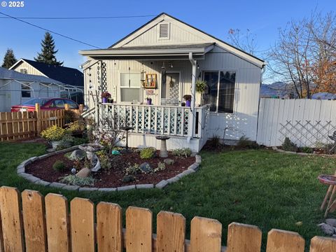 5570/5592 B ST Springfield OR 97478