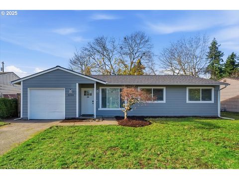 2239 SE 147TH AVE Portland OR 97233