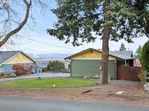 A home in The Dalles