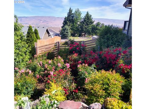 A home in The Dalles