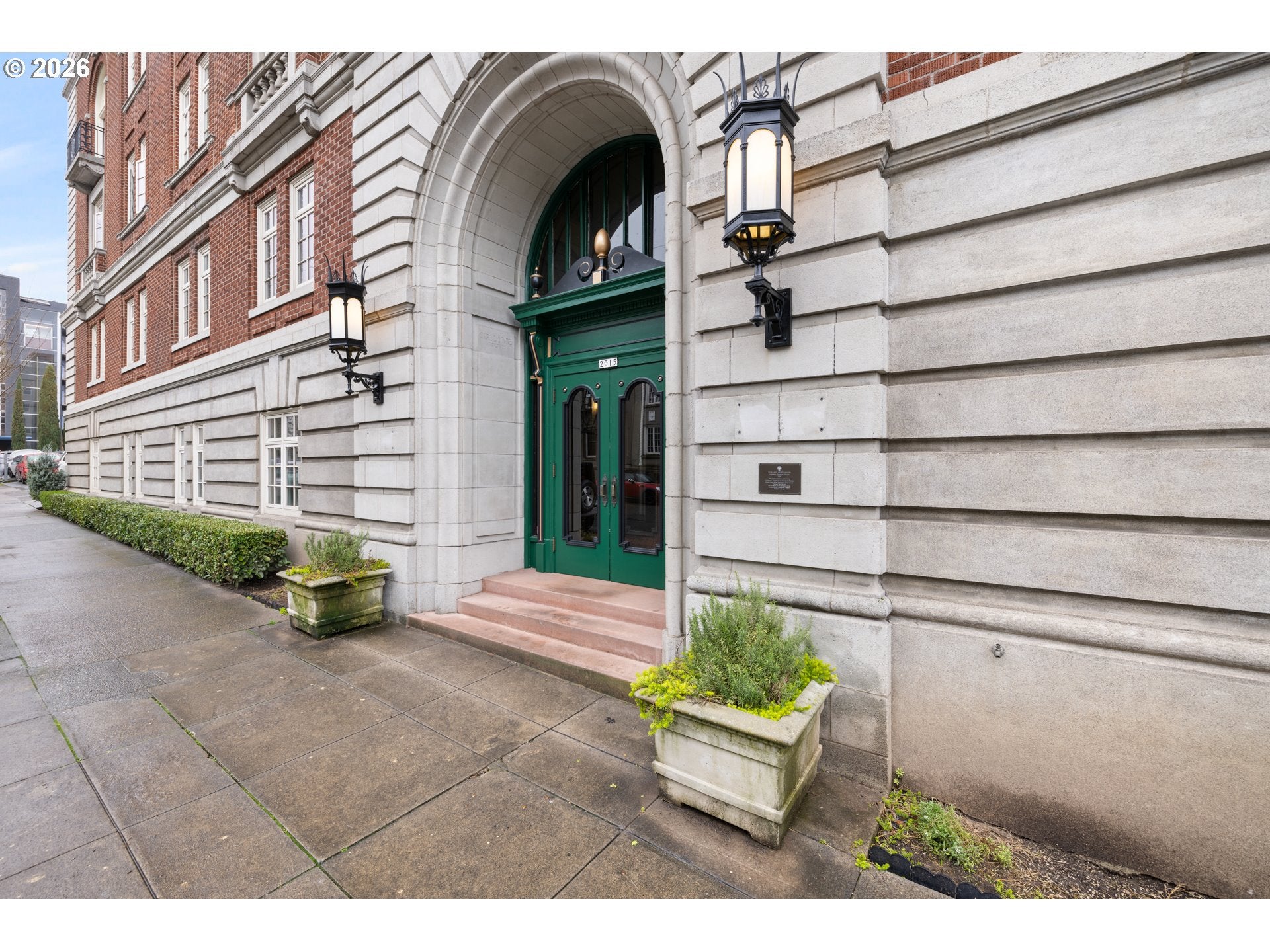 2015 NW FLANDERS ST 513