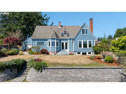 1371 BAYVIEW ST North Bend OR 97459