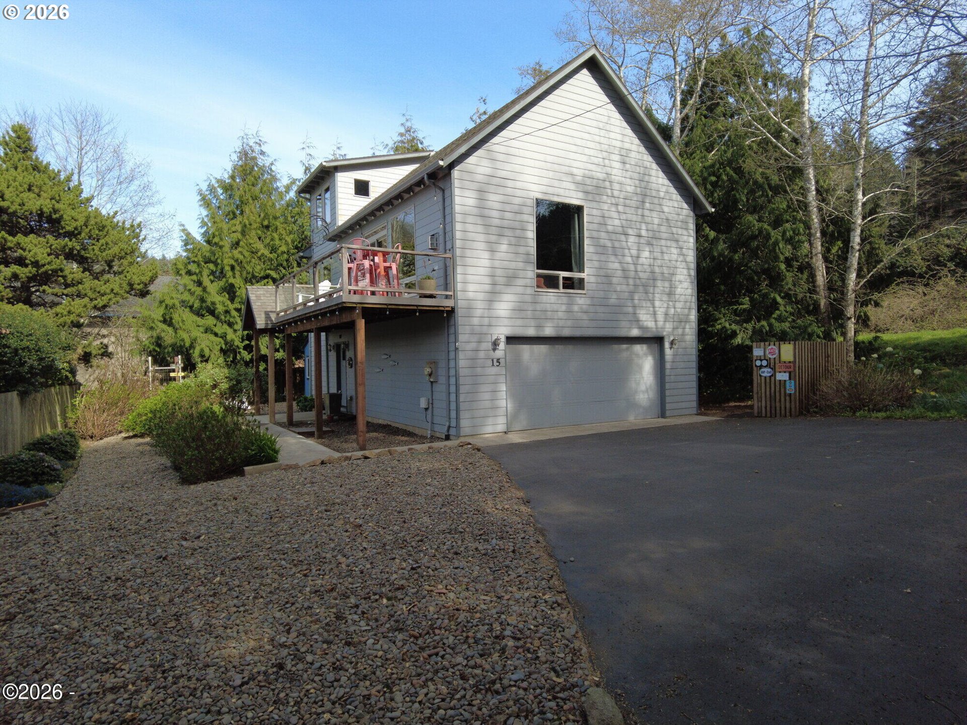 15 SHELL ST
