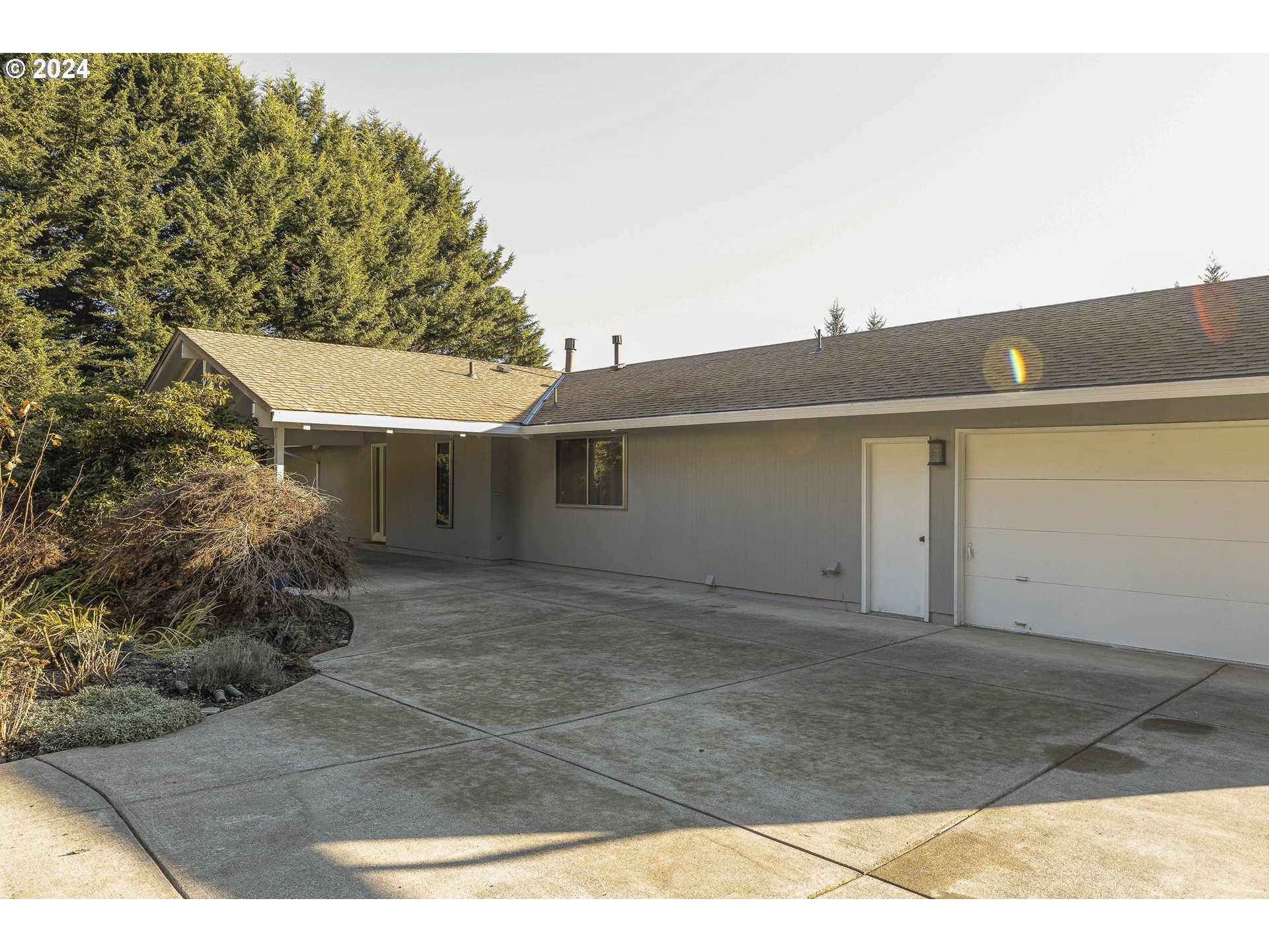 10400 SW HOODVIEW DR