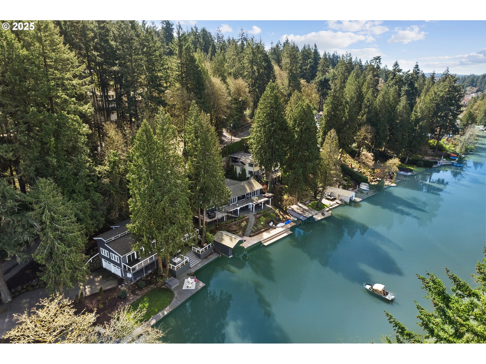 3220 Southshore BLVD