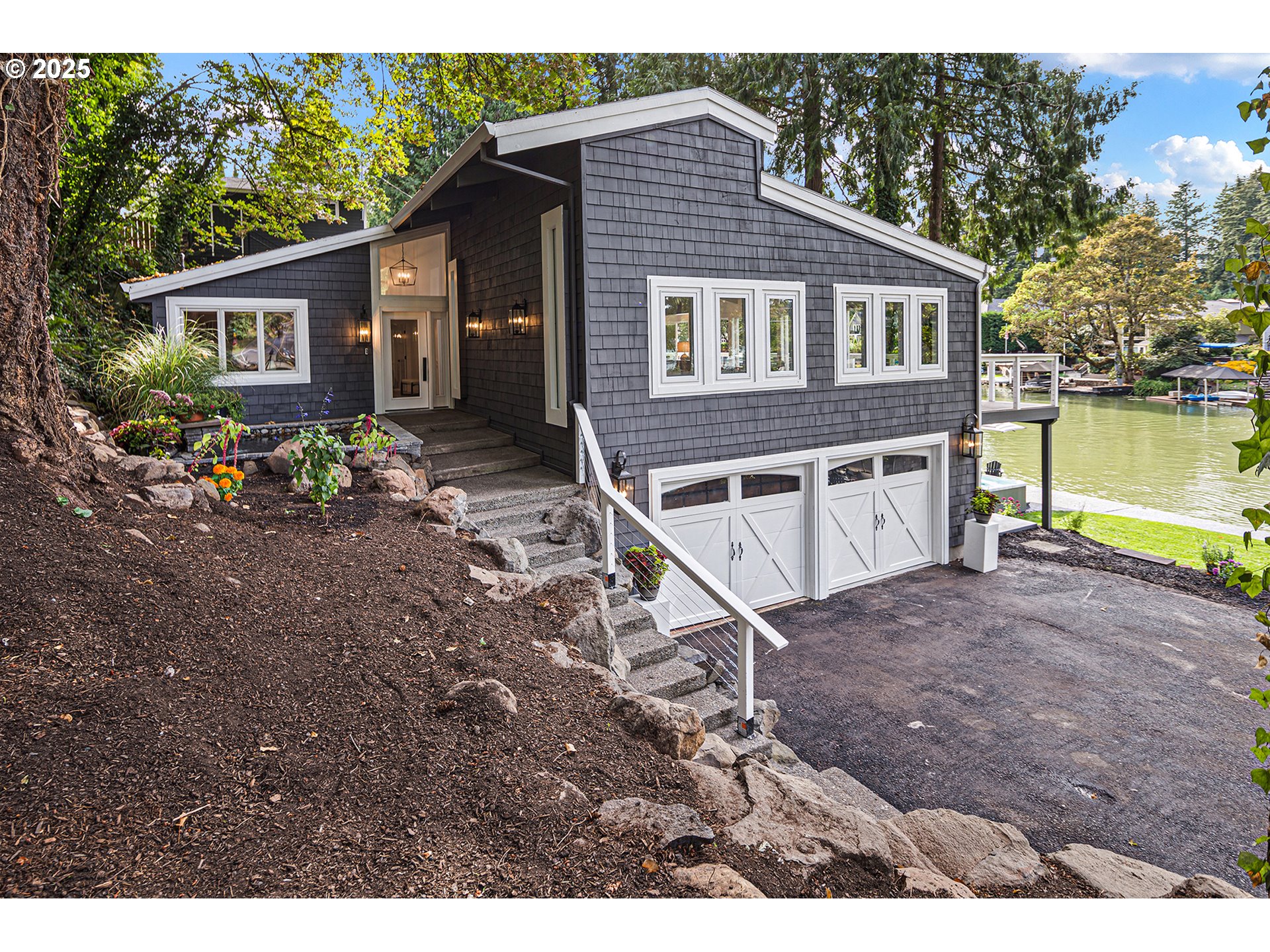 3220 Southshore BLVD