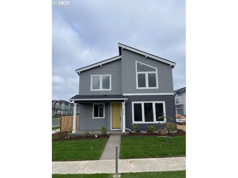 8230 SE ORION LN SE Hillsboro OR 97123
