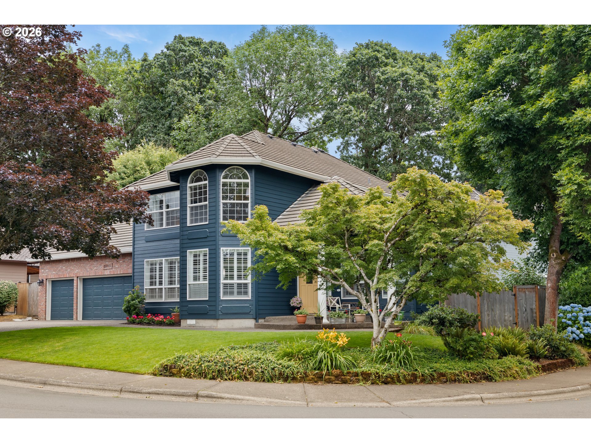 28528 SW CASCADE LOOP