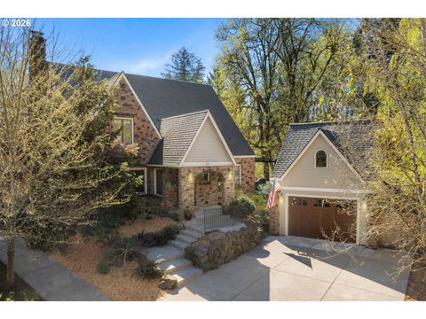 626 SW COMUS CT Portland OR 97219