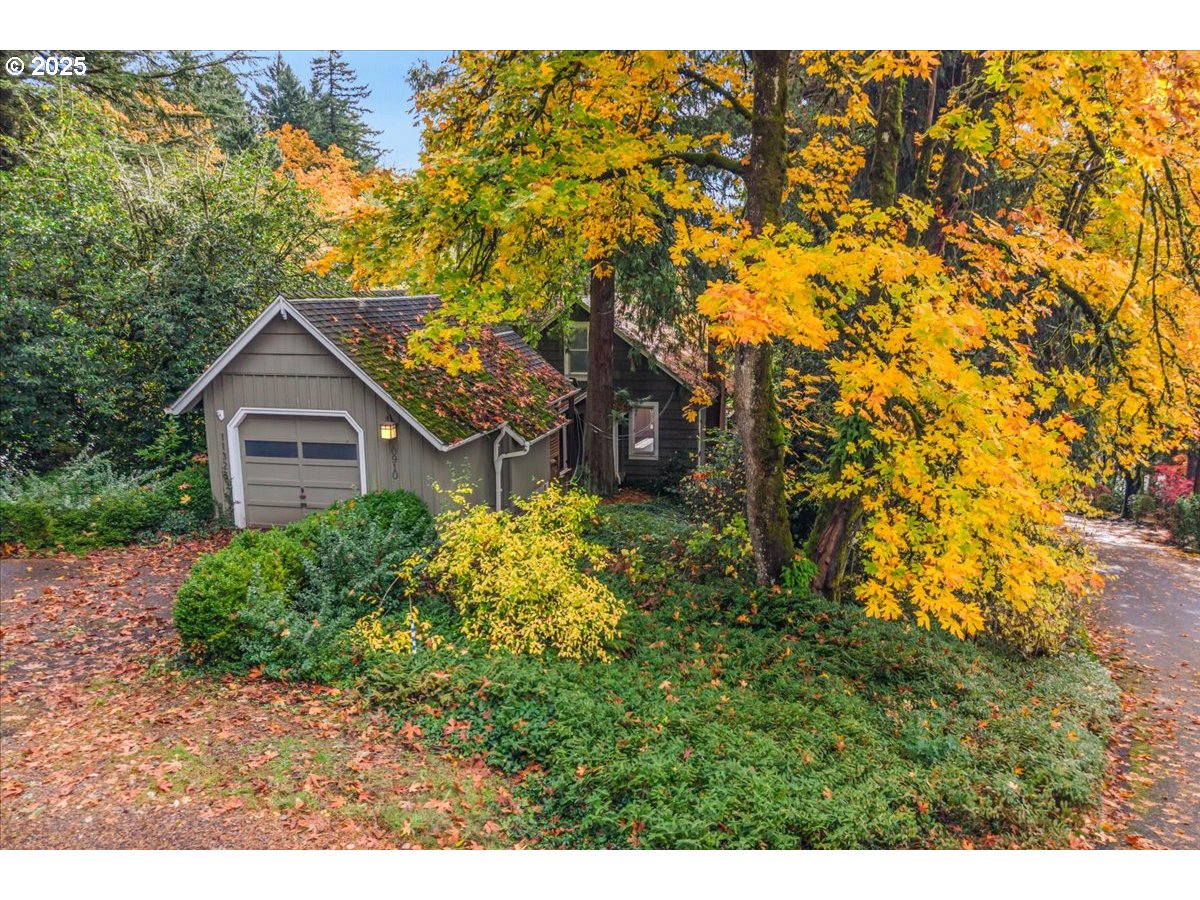 11328 S NORTHGATE AVE