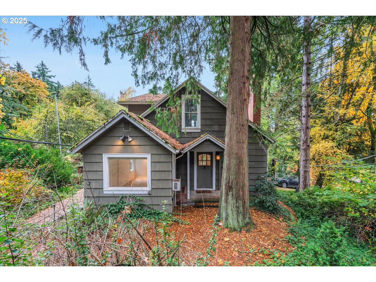 11328 S NORTHGATE AVE