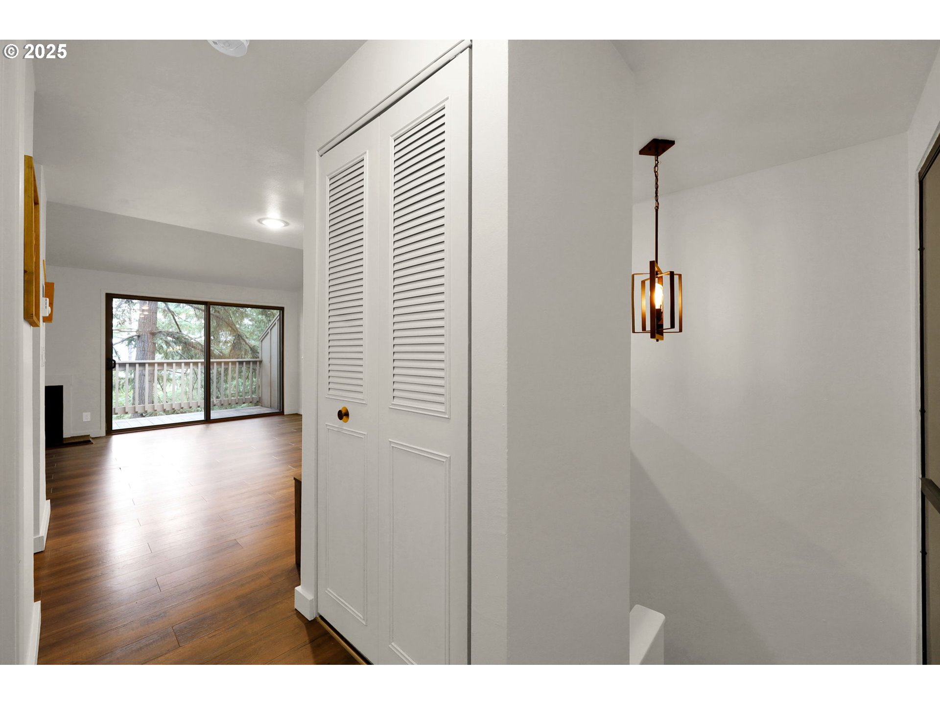 143 TREEHILL LOOP