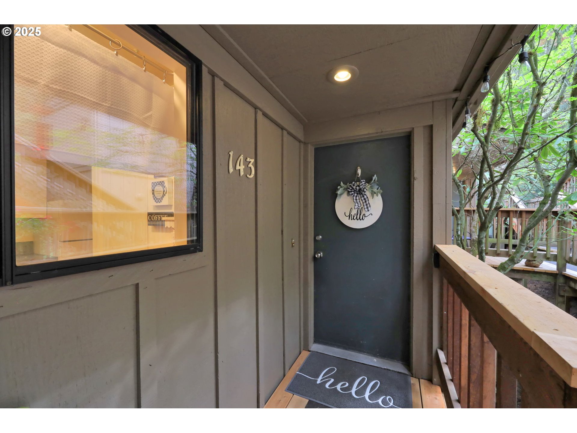 143 TREEHILL LOOP