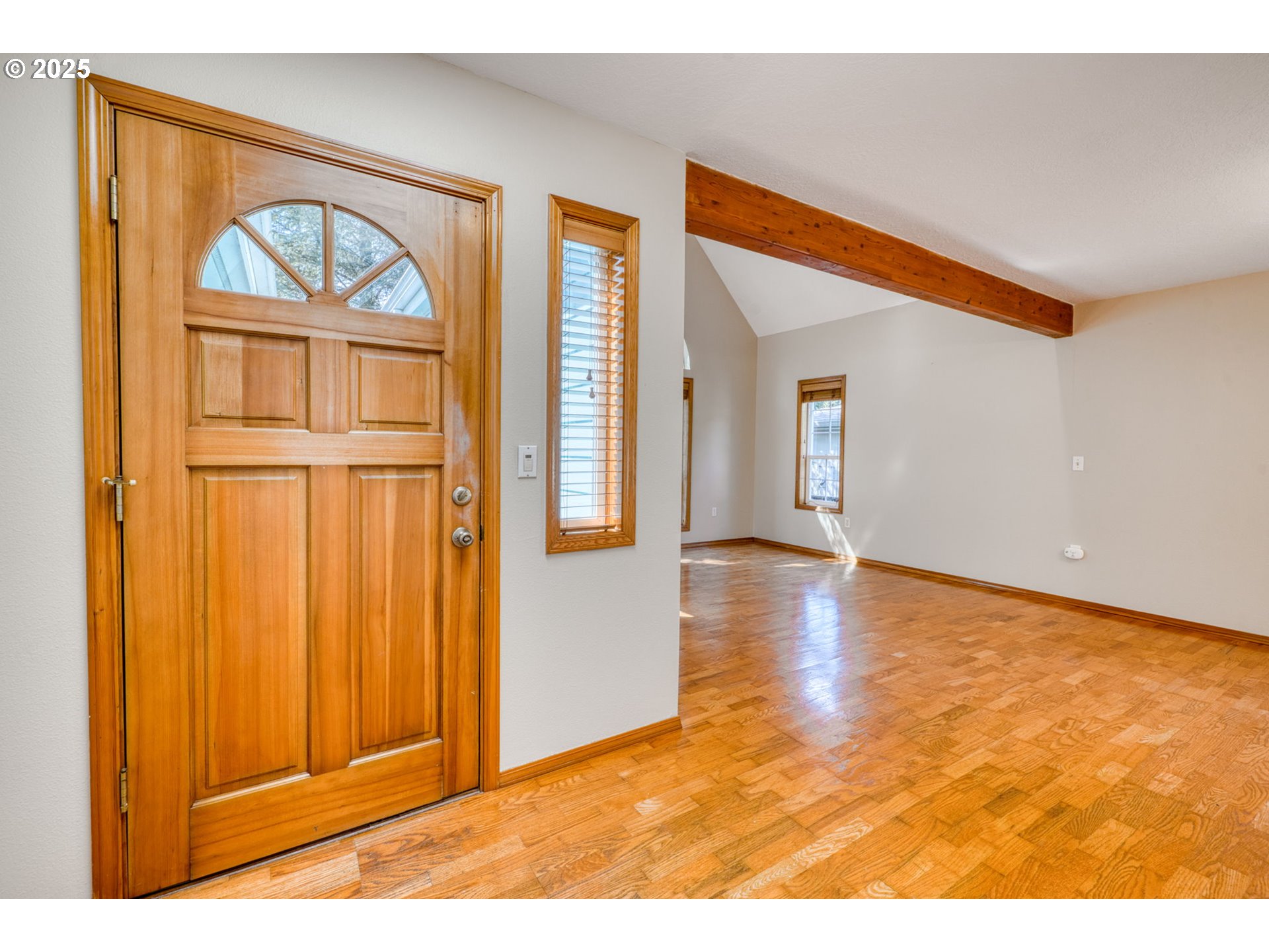335 NE 70TH DR