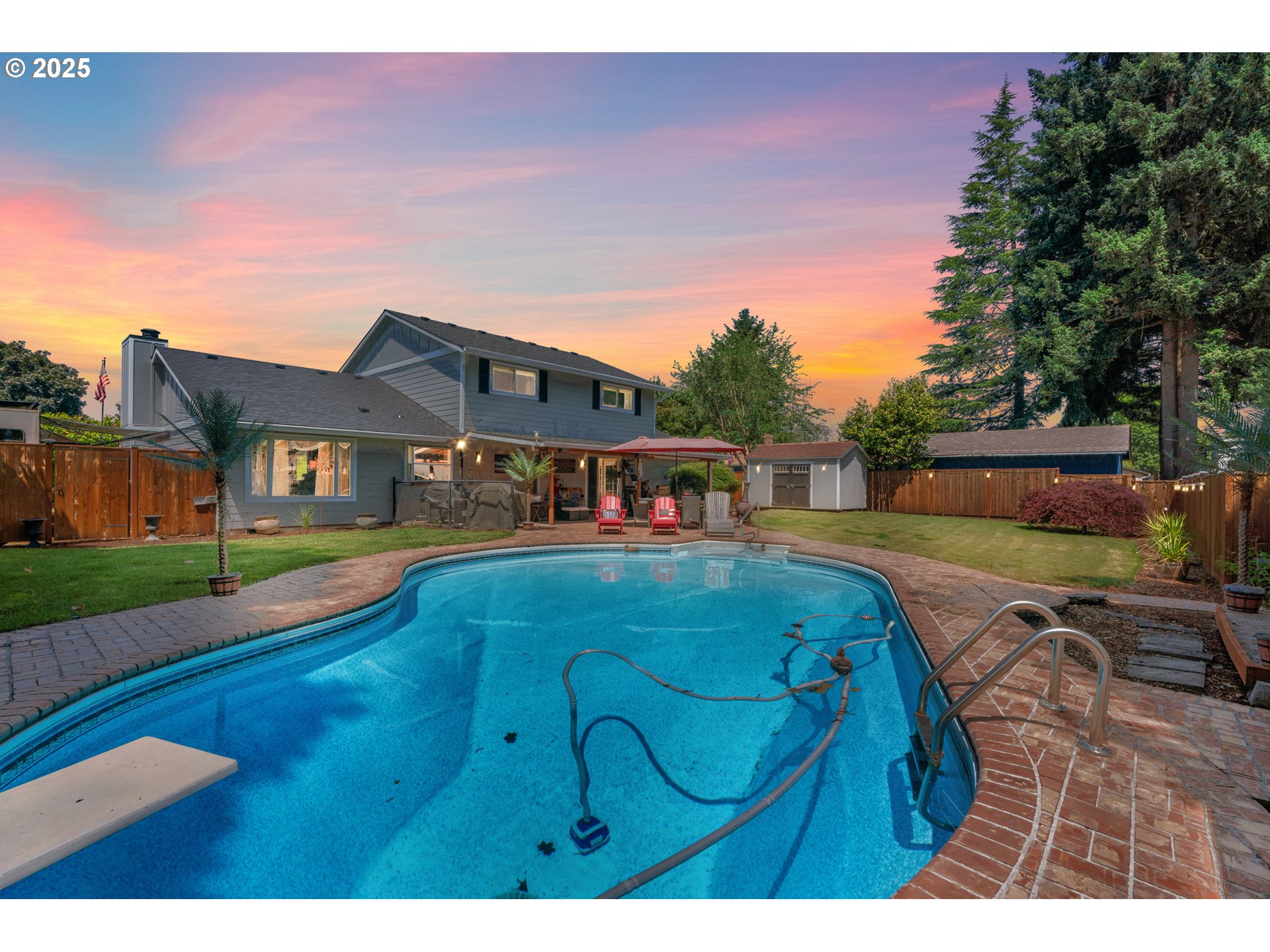 960 N Aspen CT