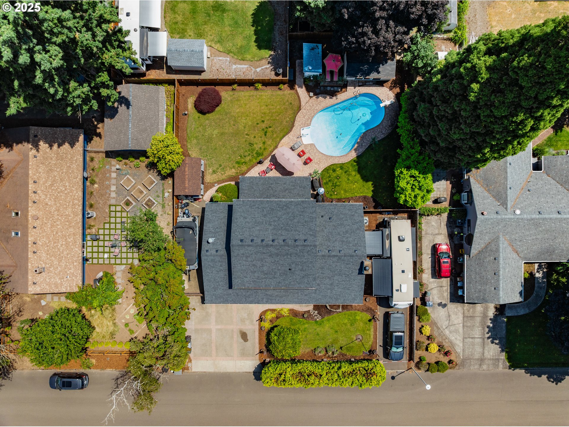 960 N Aspen CT