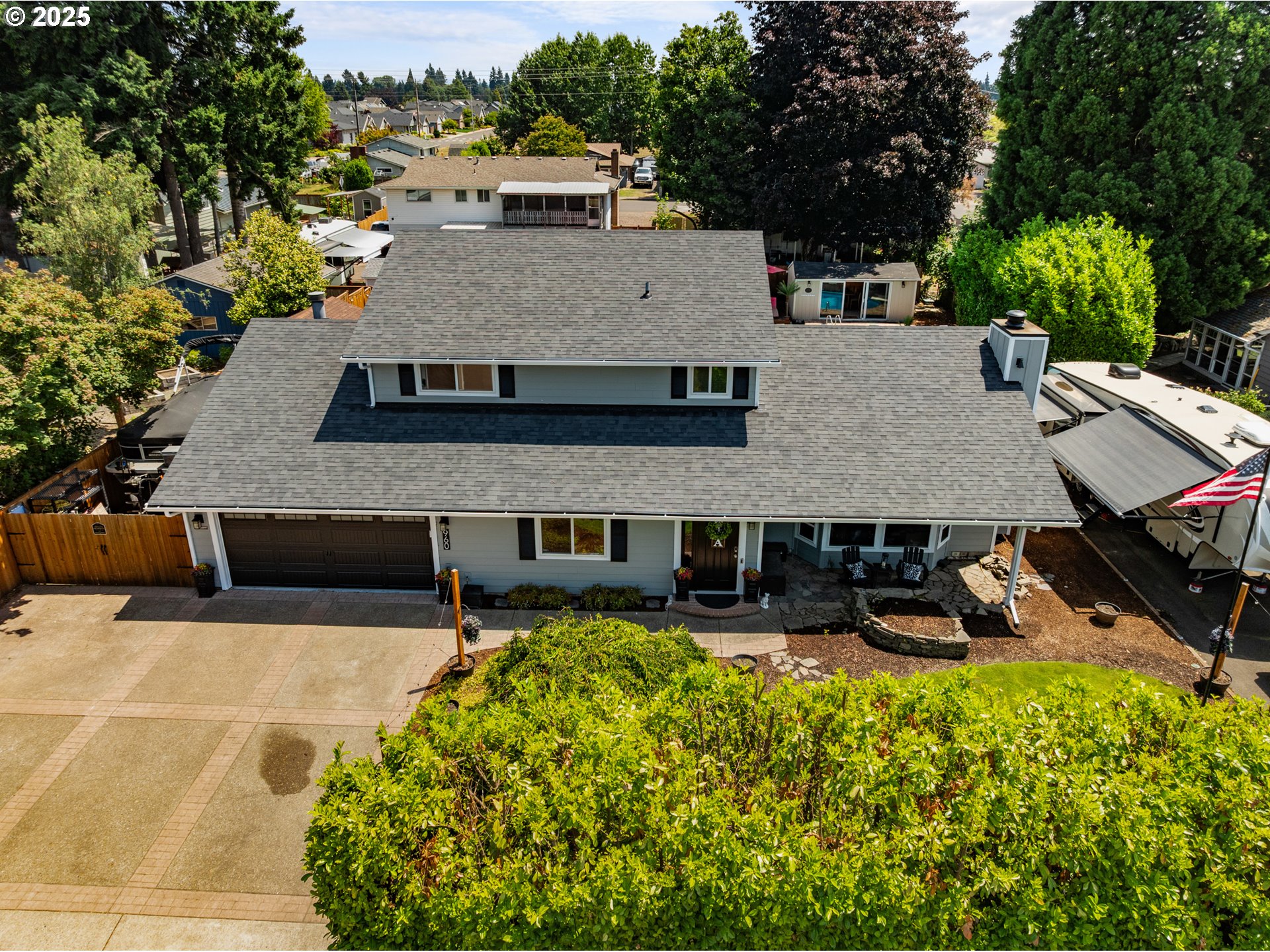 960 N Aspen CT