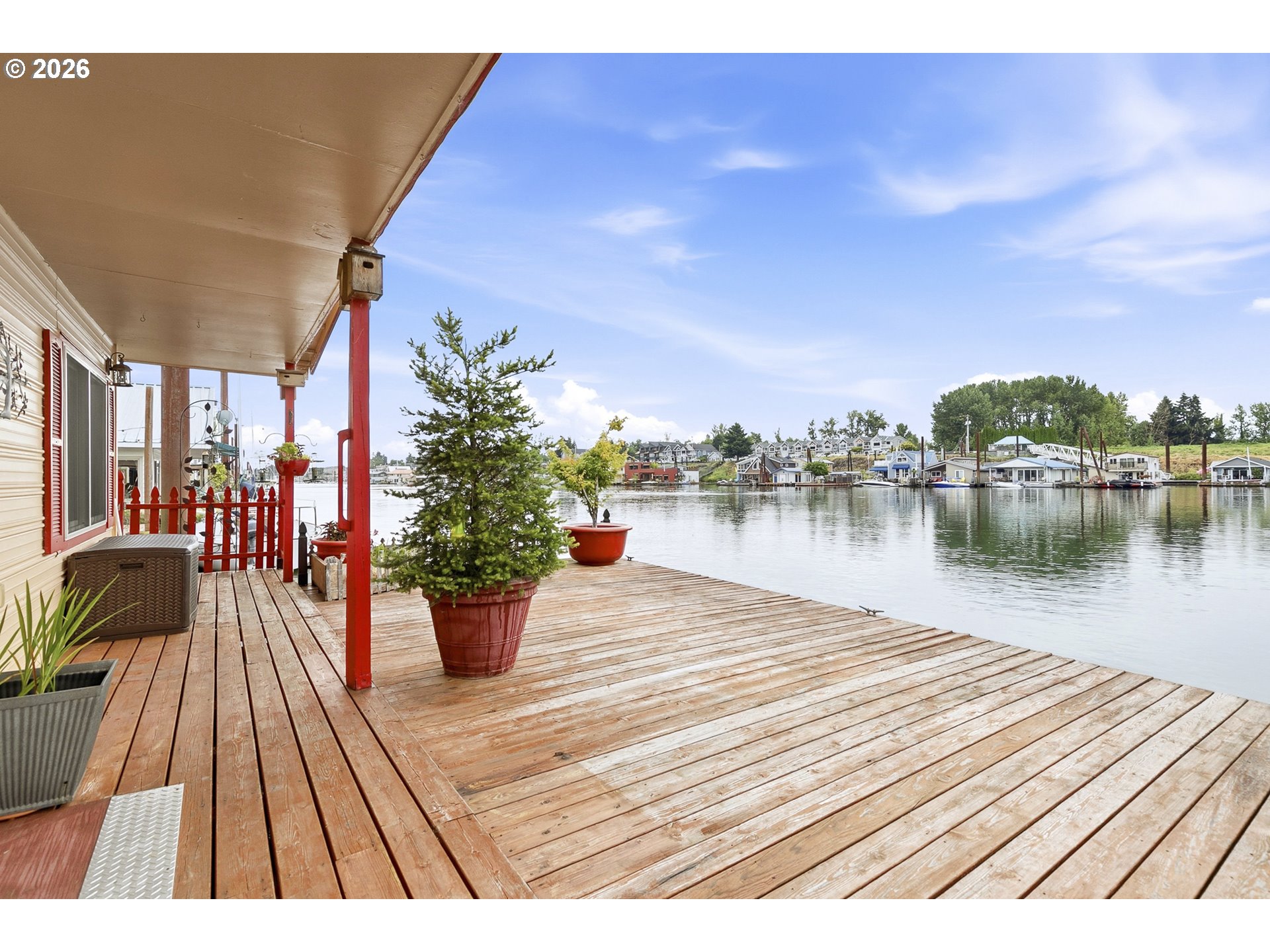550 N Tomahawk Island Dr.
