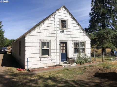 88793 TERRITORIAL RD Elmira OR 97437