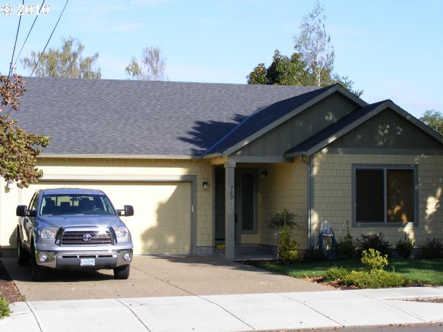 Photo 1 of 9 — 320 W berkeley, Gladstone, OR 97027