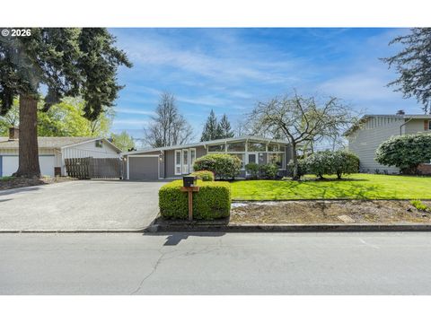 38 Kingsbury Eugene OR 97404