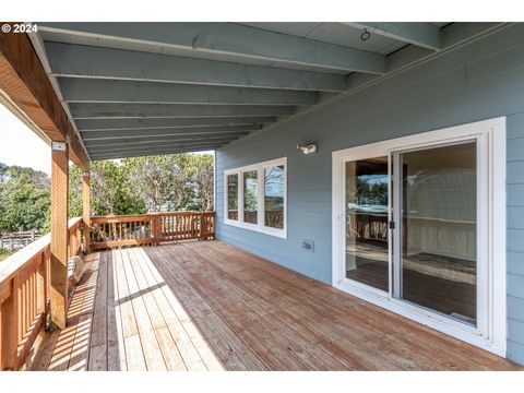 A home in Lincoln City