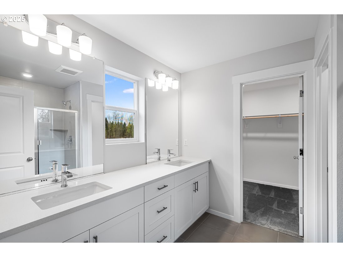 443 SW 32ND ST