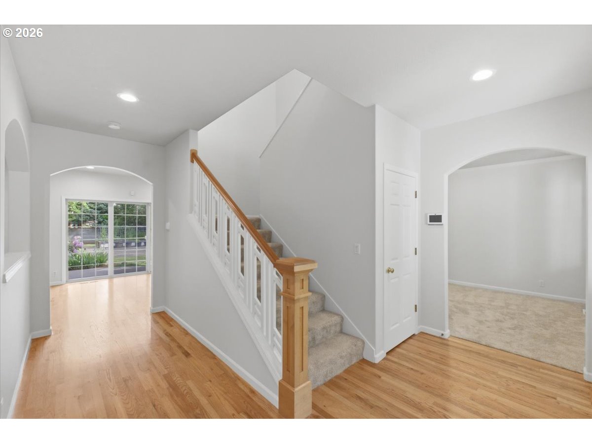 3471 LAKESIDE DR
