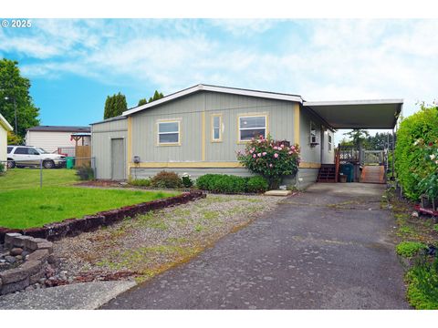 15136 SE 122ND AVE Clackamas OR 97015