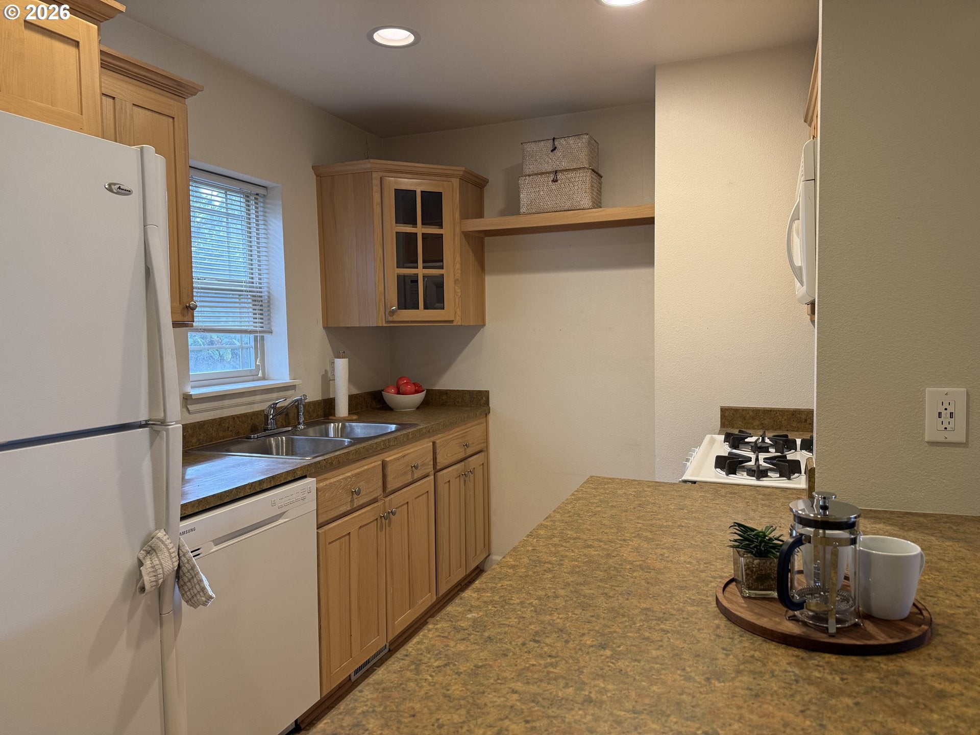 12138 NE FREMONT ST 18