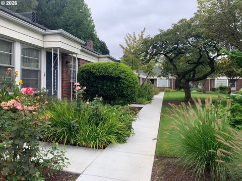 610 SE CESAR E CHAVEZ BLVD Portland OR 97214