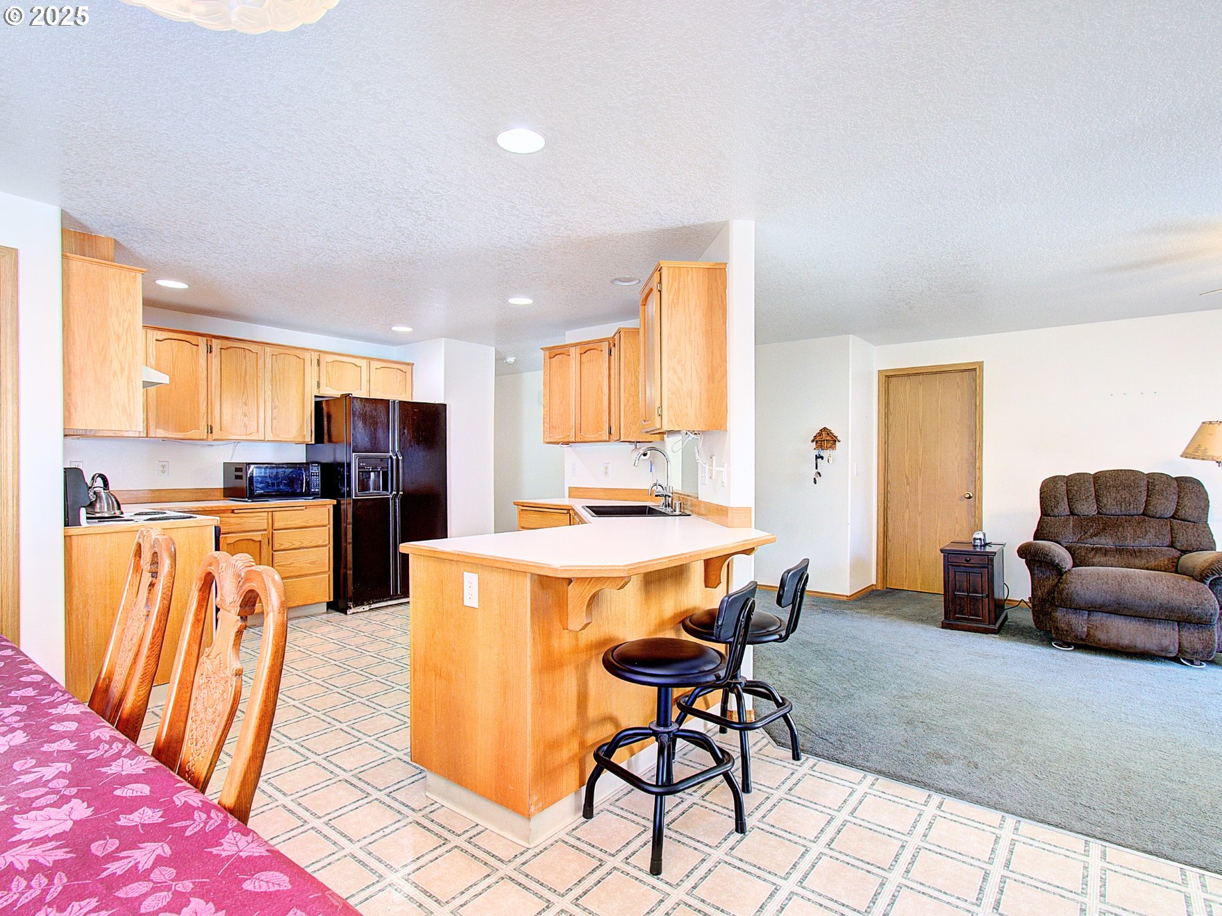 1313 NE 17TH AVE
