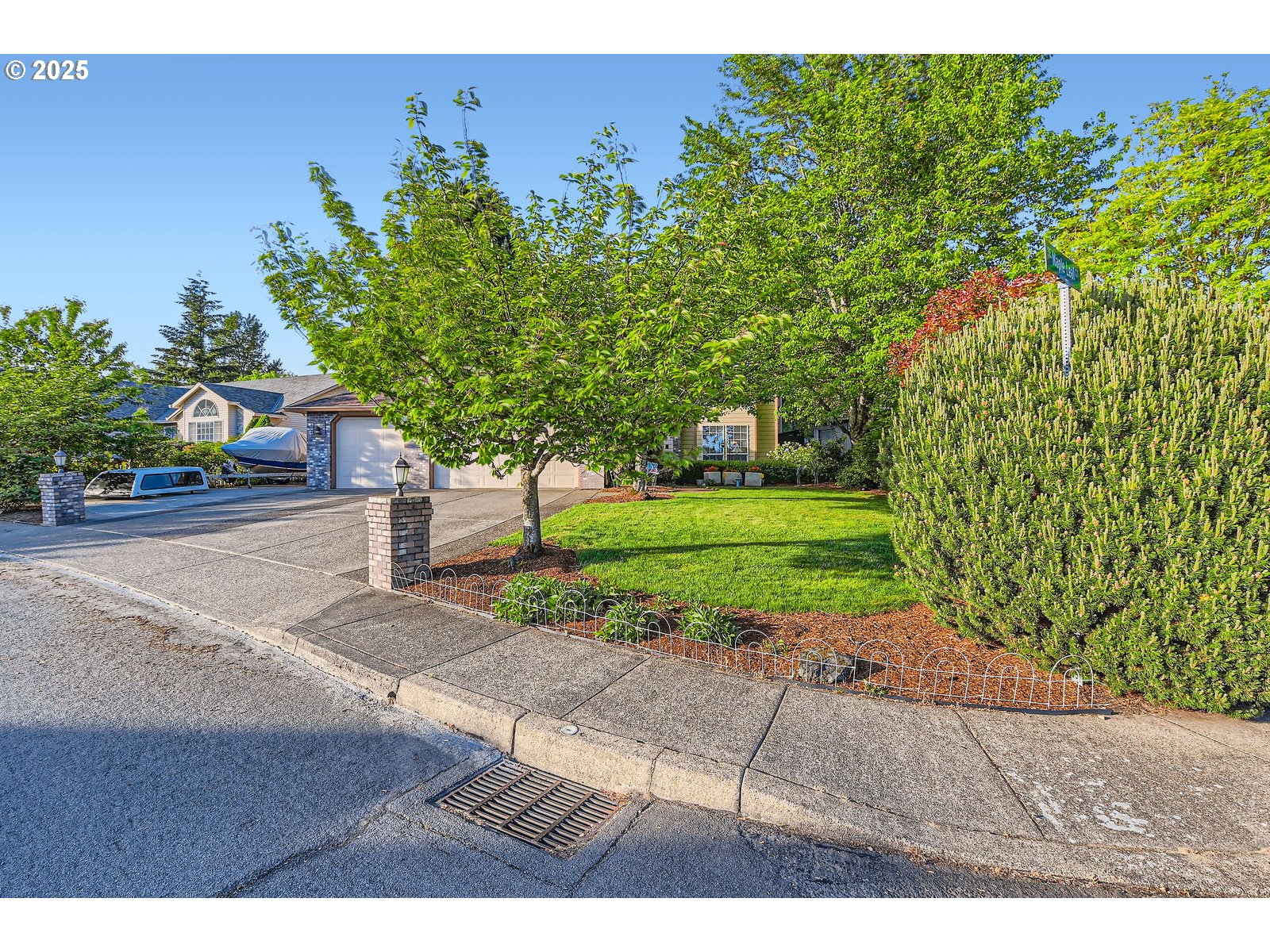 15060 SE LOSTINE DR