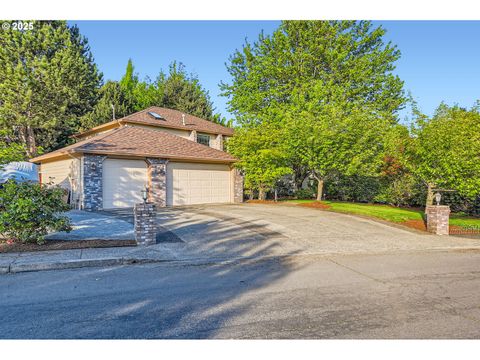 15060 SE LOSTINE DR Clackamas OR 97015