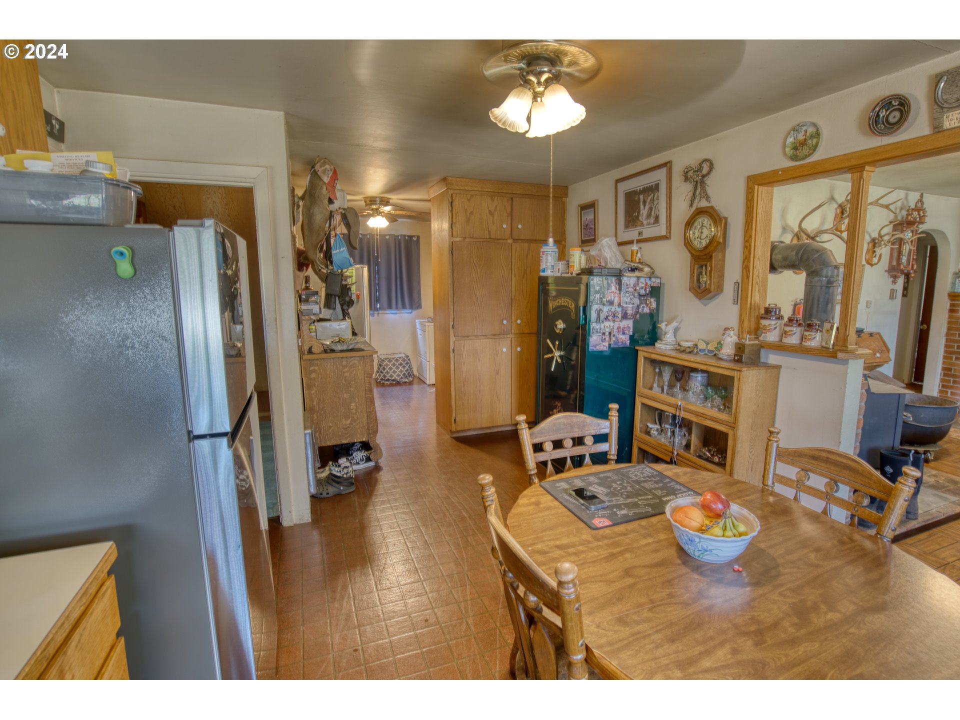 290 Holter RD