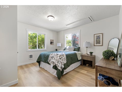 Tiny photo for 48433 Jasper Dr, Oakridge, OR 97463 (MLS # 501087488)