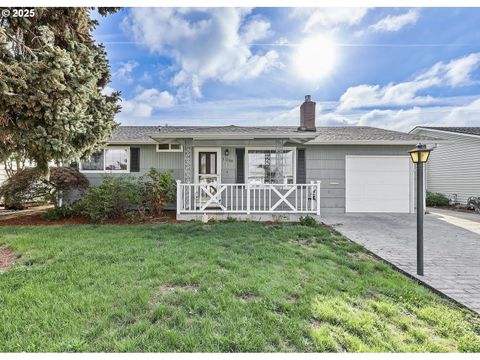 1538 UMPQUA RD Woodburn OR 97071