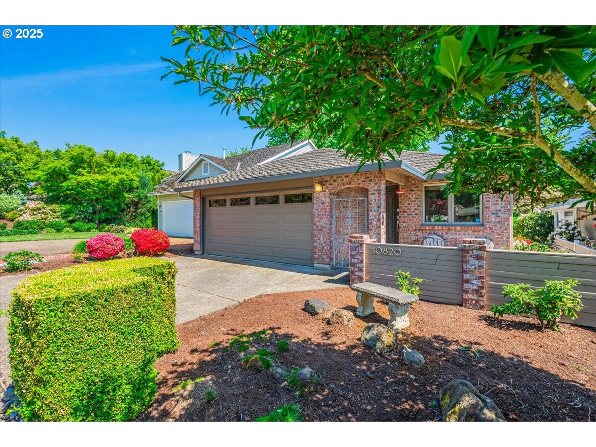 10820 SW SUMMER LAKE DR