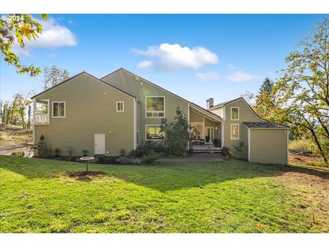 A home in Newberg