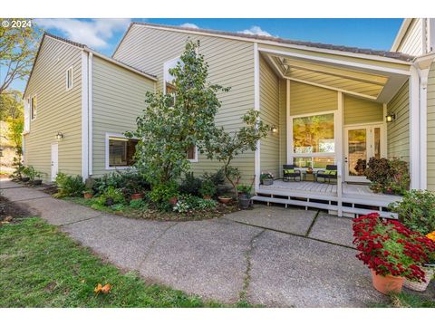 A home in Newberg