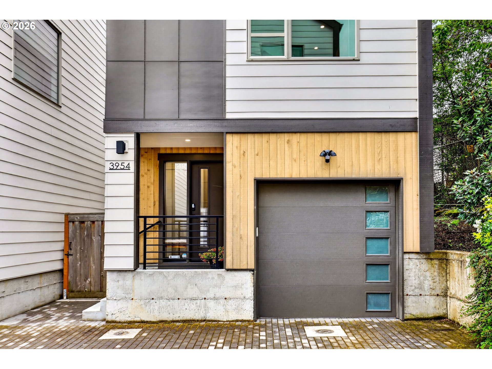 3954 SE GLADSTONE ST