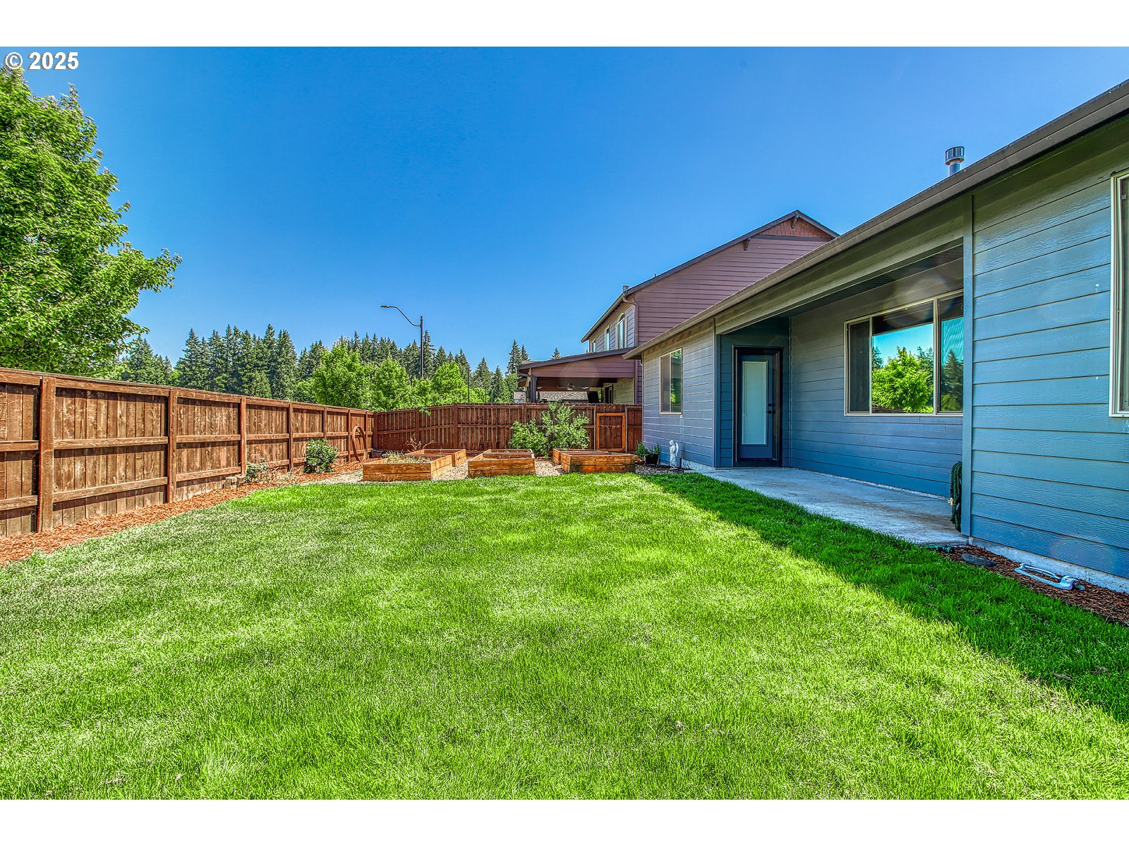 4538 N NOBLE LOOP