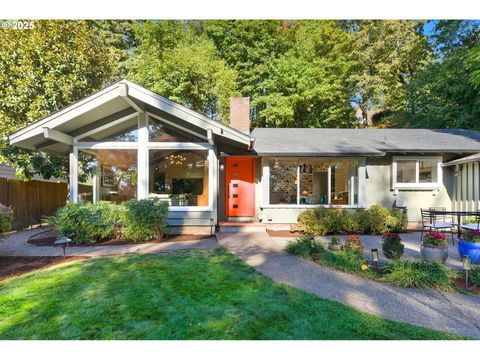 2703 GLEN EAGLES RD Lake Oswego OR 97034