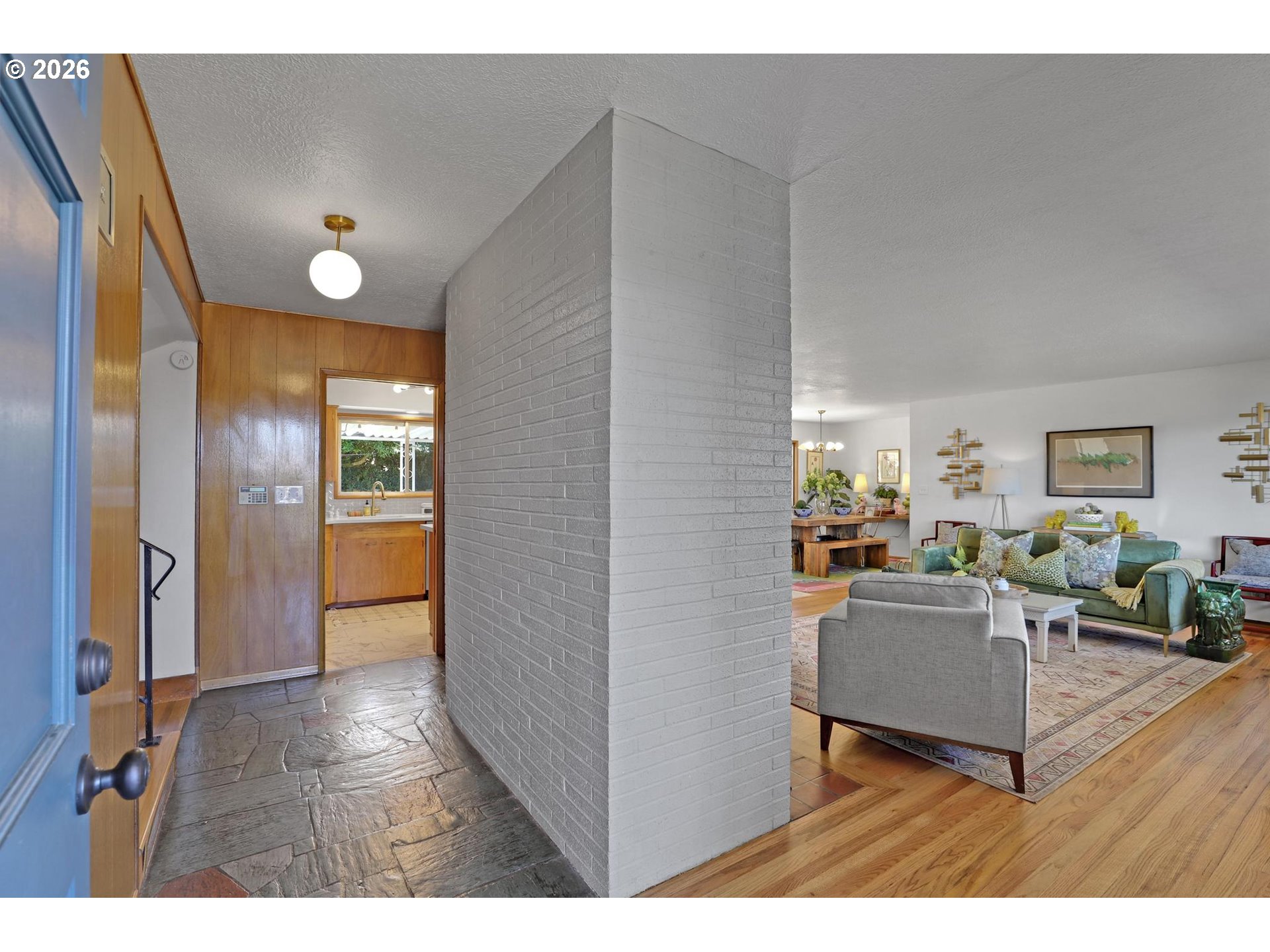 12640 NE FREMONT ST