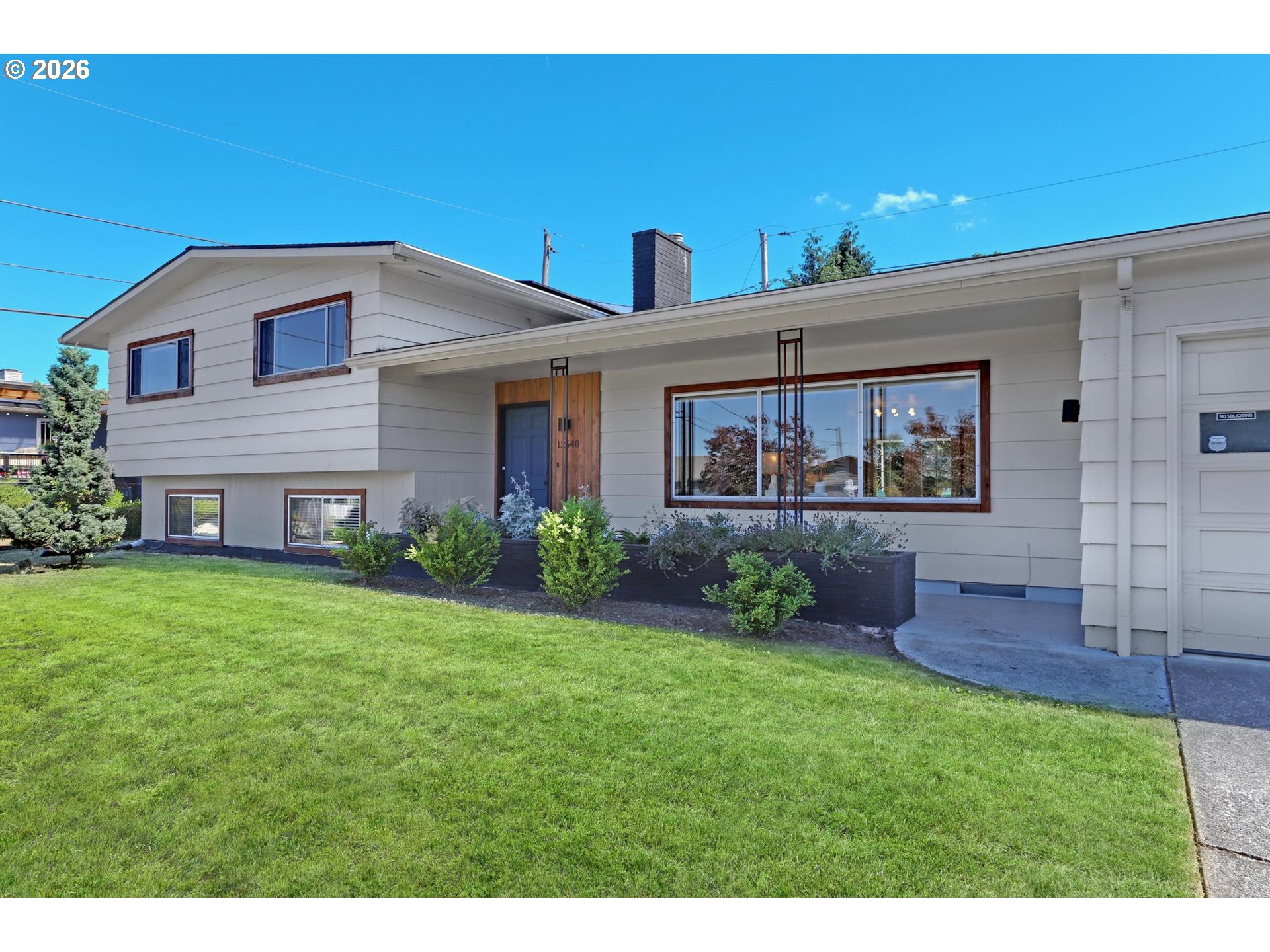 12640 NE FREMONT ST