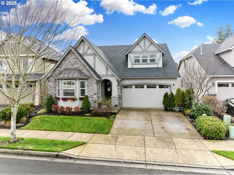 422 TURNBERRY AVE Woodburn OR 97071